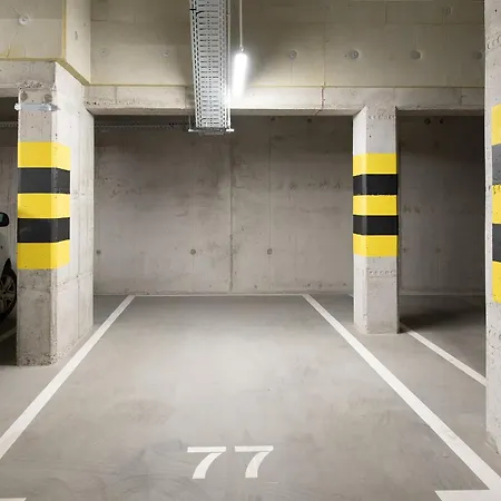 Grunwald - Parking & Terrace - By Rentujemy *